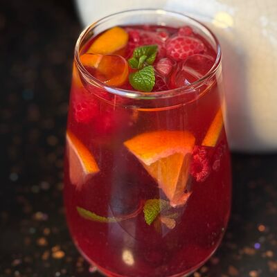 Лимонад Лесные Ягоды без сахара в Pellegrino по цене 395 ₽