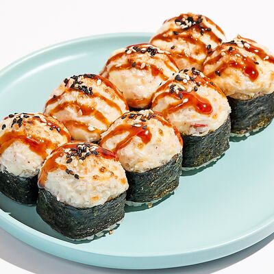 Запеченный ролл Аригато в Ostrov по цене 557 ₽