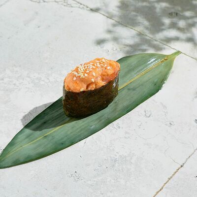 Запеченные суши креветка в ЛарисуВаннуХочу по цене 250