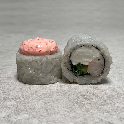 Лав-ролл креветка в Risoy по цене 590 ₽