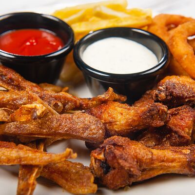 Закуска в пенному Big в Рандеву по цене 960 ₽