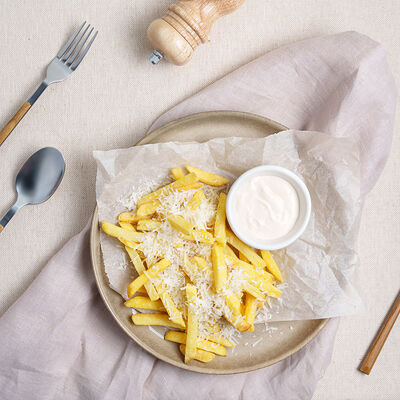 Картофель фри с пармезаном в Bon Bistrot по цене 480 ₽