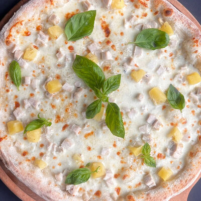 Гавайская с курицей в Elmarco по цене 1040 ₽