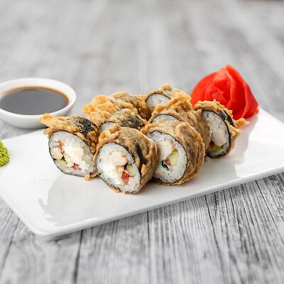 Ролл жареный цыплёнокв Окинава Гурмэ по цене 599 ₽