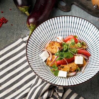 Салат с хрустящим баклажаном в 8 seconds pub по цене 360 ₽