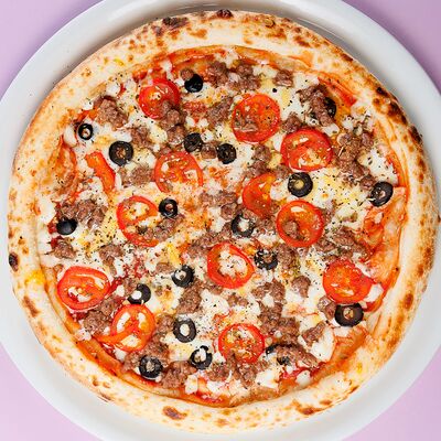 Пицца с фаршемв Dark Lava по цене 890 ₽