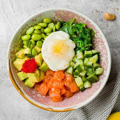 Поке с лососем в Tomi по цене 1100 ₽