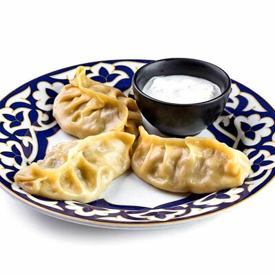 Манты с телятиной в Гранат по цене 260