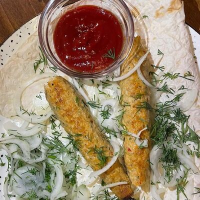 Люля-кебаб куриный в Chill по цене 250 ₽