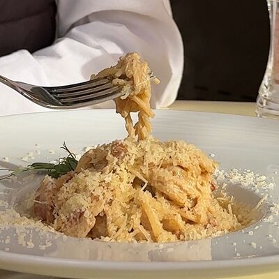 Спагетти Карбонара в Бисквит по цене 1060 ₽