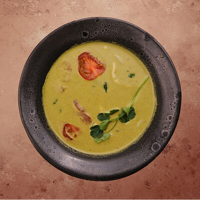 Кокосовый суп с креветками и кальмаром в The Pivo по цене 350 ₽