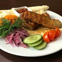 Куриный люля-кебаб в Берлога