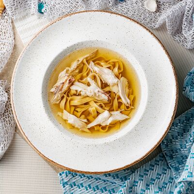 Пассателли с куриным бульоном в Сен Тропе по цене 325 ₽