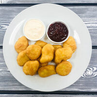 Наггетсы куриные в Гиро пицца халяль