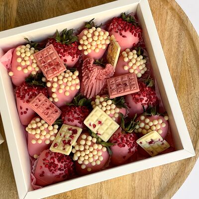 Клубничный набор Флоренция средний в Клубника по цене 4990 ₽