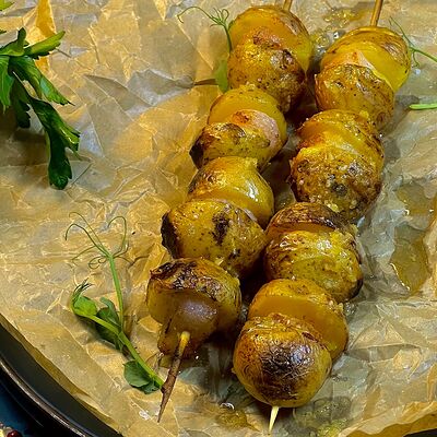 Картофель, запеченный с деревенским салом в Марбелья по цене 360 ₽