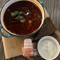 Борщ с говядиной в Дым Коромыслом
