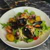Салат с морепродуктами в Чентуриппе по цене 755