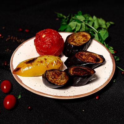 Овощной ассорти на угляхв Proкебаб по цене 260 ₽