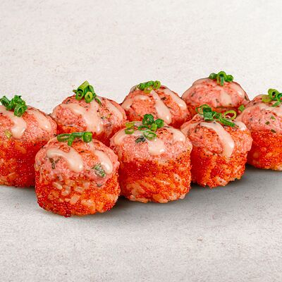 Тёплый с лососем в Sushi Bistro по цене 600 ₽