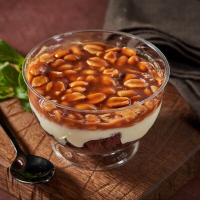 Карамельно-ореховый в #наУГЛЯХ по цене 380 ₽