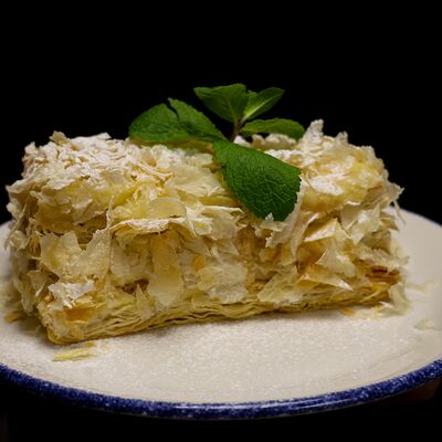 Наполеон в Мзиани по цене 640 ₽