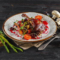 Томленая утиная ножка в ИТЛЕ Стейк-кафе Halal