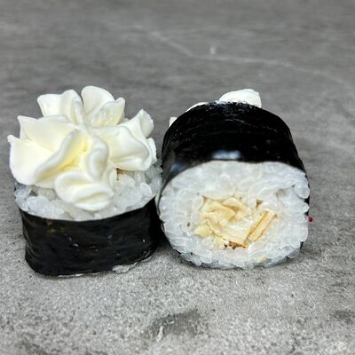 Ролл со сливочным сыром и омлетом в Кэйго доставка по цене 159 ₽