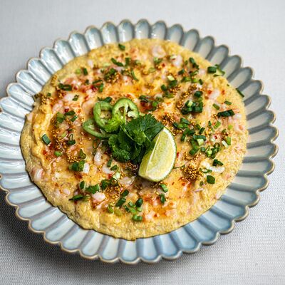 Тайский омлет с креветками в KIZOKU по цене 810 ₽