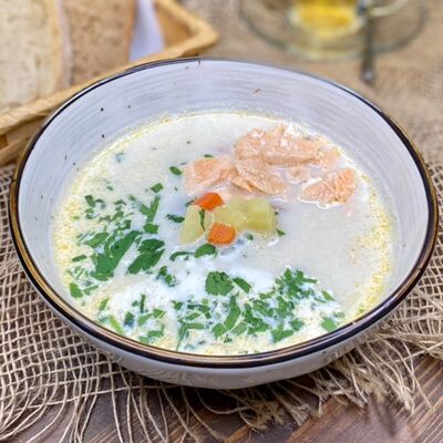 Уха сливочная с лососем в Гастробар DOM по цене 230