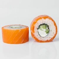 Филадельфия с огурцом в Лапша и Утки