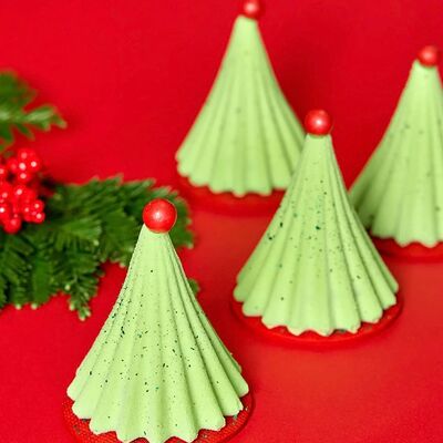 Пирожное Ёлочкав Горбушка по цене 295 ₽