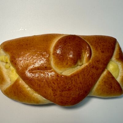 Булочка с творог и изюмом в Тандыр по цене 75 ₽