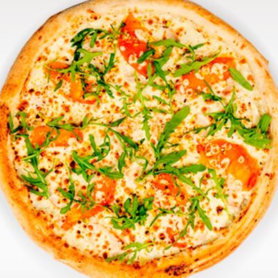 Пицца с курицей и хурмойв Семейный ресторан Mr Grek по цене 1150 ₽