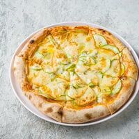 Кабачок и копченая скаморца в Rombus cafe
