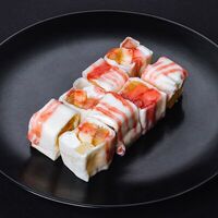 Ролл десертный фруктовый в Море Лосося