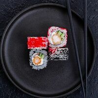 Ночной Челябинск в Sushi simple