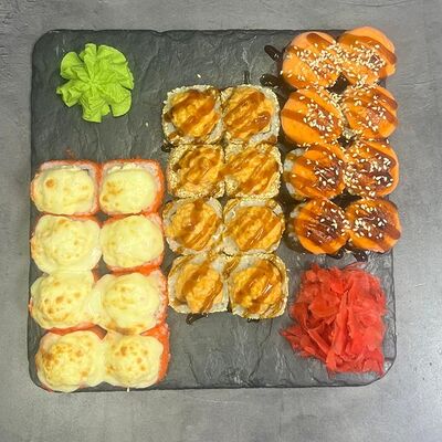 Сет Запечённый в Лось Лосось по цене 2000 ₽