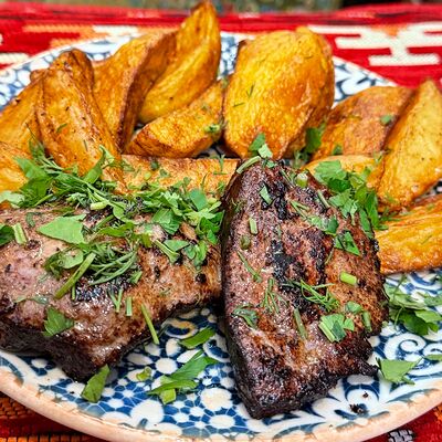 Печень по-домашнемув Мубарак по цене 800 ₽