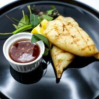 Кальмар на гриле в Собрание