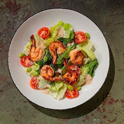 Цезарь Боул с креветками в UMI Asian kitchen & bar по цене 960 ₽