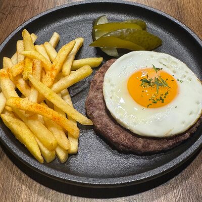 Бифштекс от Шефа в Ragnar bar по цене 595 ₽