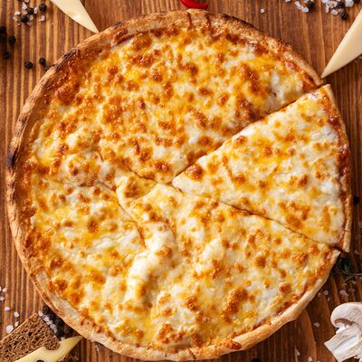 Пицца Четыре сыра в Адельфия по цене 470 ₽