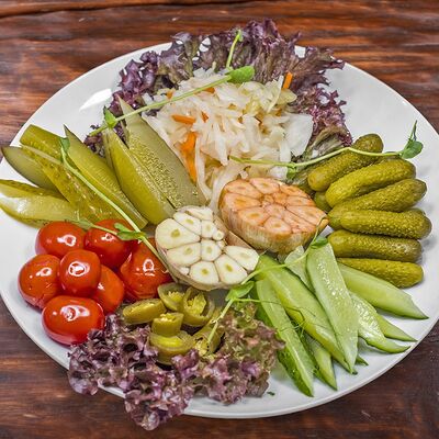 Ассорти солений в Бани Алексеева по цене 1450 ₽