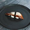 Нигири Копченый угорь в Is Ku Sushi Ramen Bar по цене 300