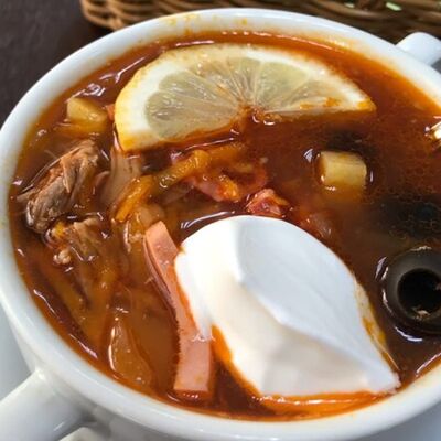 Солянка сборная с майонезом в КафеПельмешкин дворик по цене 355 ₽