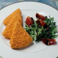 Жареный сыр сулугуни в La Su