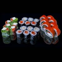 Майя в Tropical Sushi
