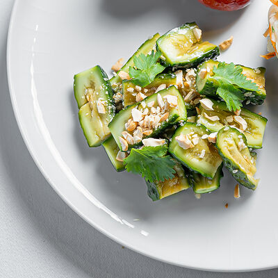 Битые огурцы с орешками в Рыба Мечты по цене 490 ₽