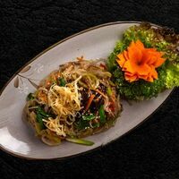 Чапче c говядиной и овощами в Инсам